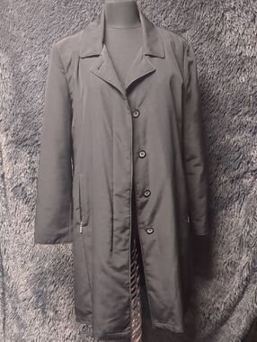 Classic Black Women's Long Coat - Sleek Everyday Outerwear